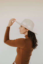 Load image into Gallery viewer, IVORY BLISS HAT
