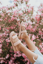Load image into Gallery viewer, BREEZY BLUSH SANDAL SHOES Opal&#39;s Mae
